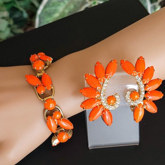 Vintage D&E Juliana Orange Rhinestone Bracelet and Earring Set